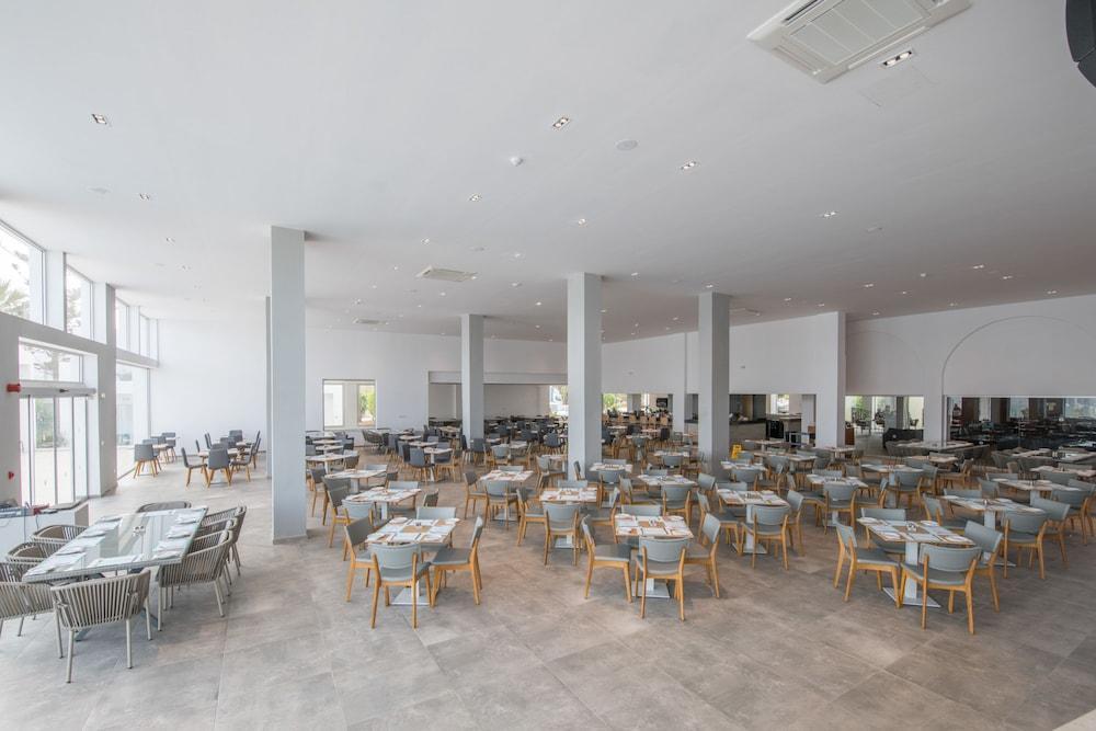 Atlantica Panthea Resort Ayia Napa Ngoại thất bức ảnh