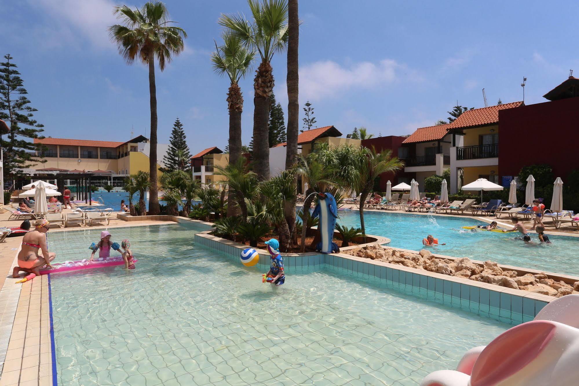 Atlantica Panthea Resort Ayia Napa Ngoại thất bức ảnh