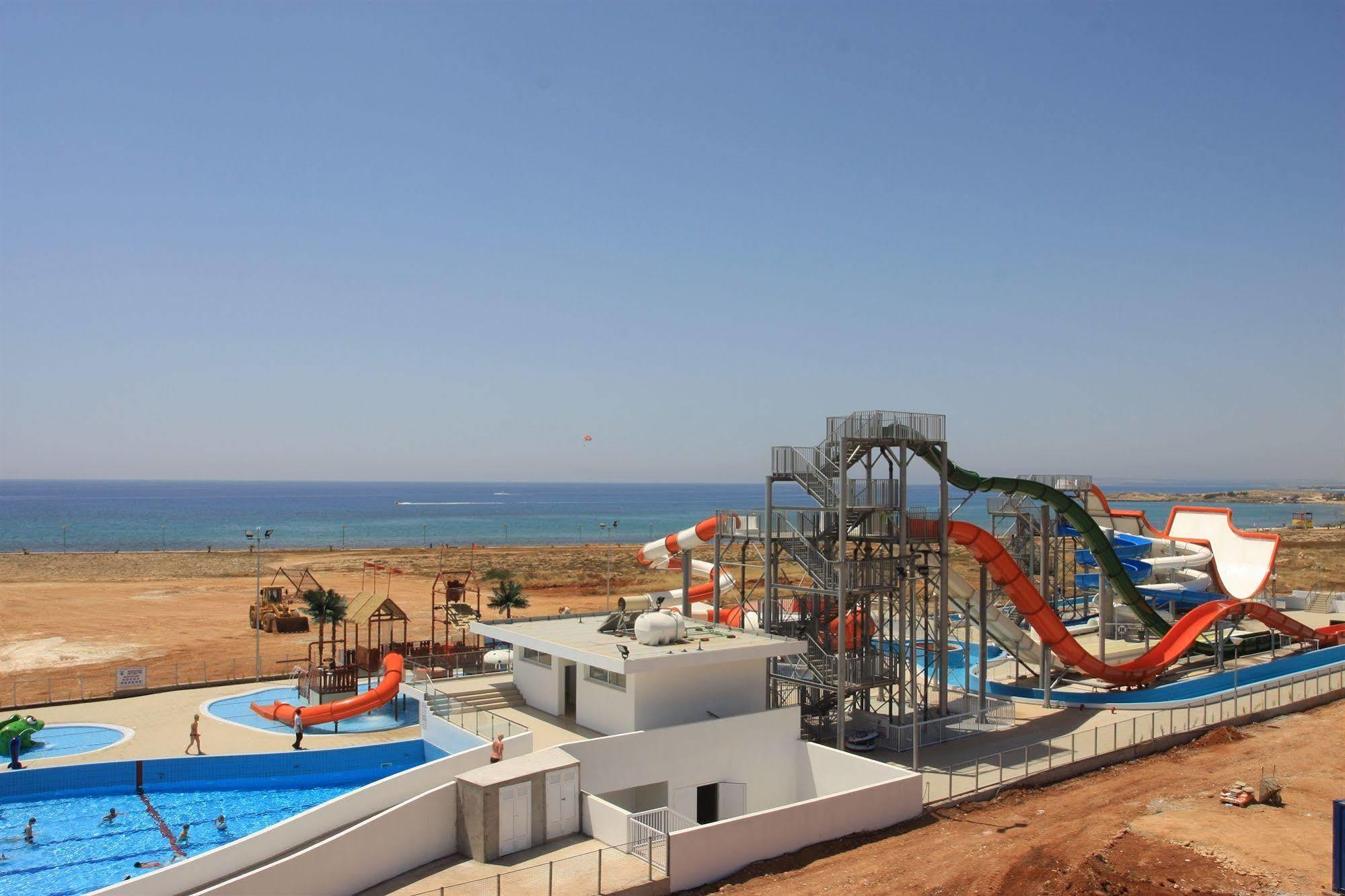 Atlantica Panthea Resort Ayia Napa Ngoại thất bức ảnh