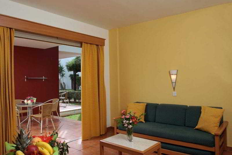 Atlantica Panthea Resort Ayia Napa Ngoại thất bức ảnh